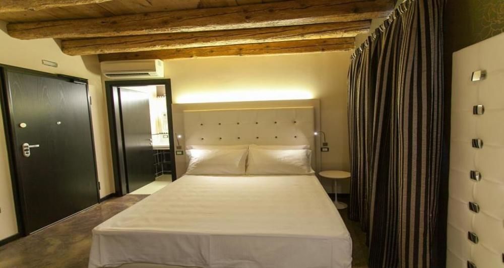 Villa Solaris Hotel & Residence Тецце-суль-Брента Экстерьер фото