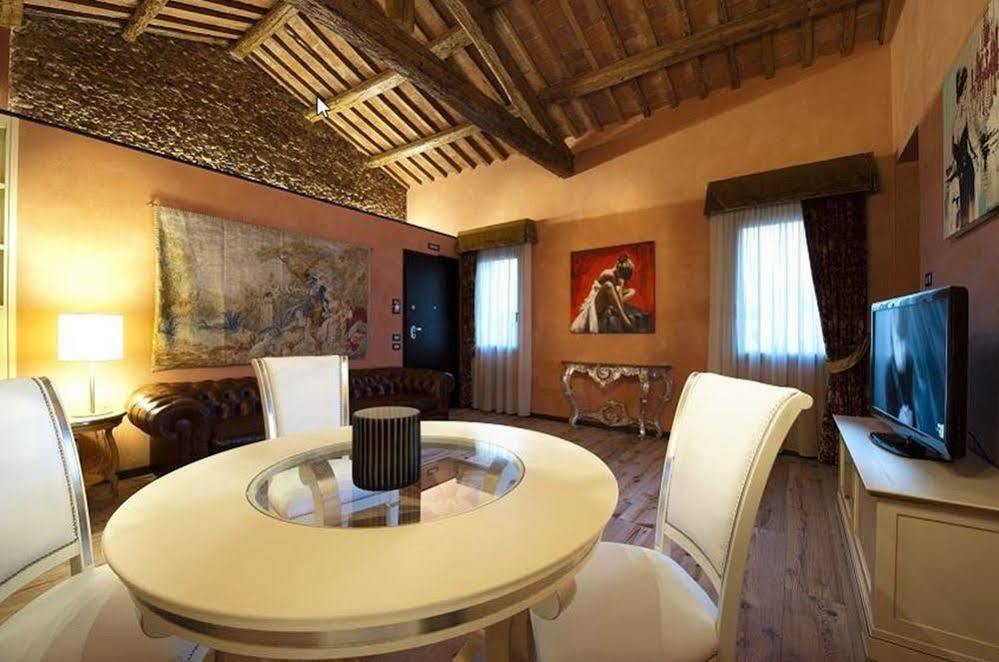 Villa Solaris Hotel & Residence Тецце-суль-Брента Экстерьер фото